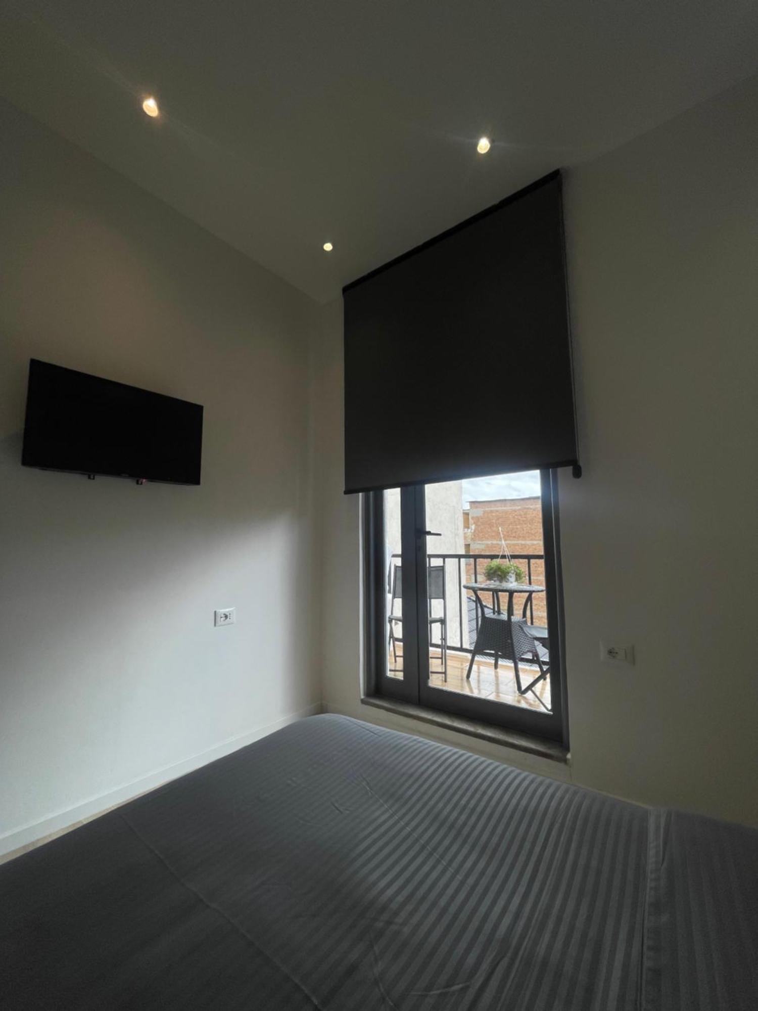 Pog Apartments Tirana Buitenkant foto